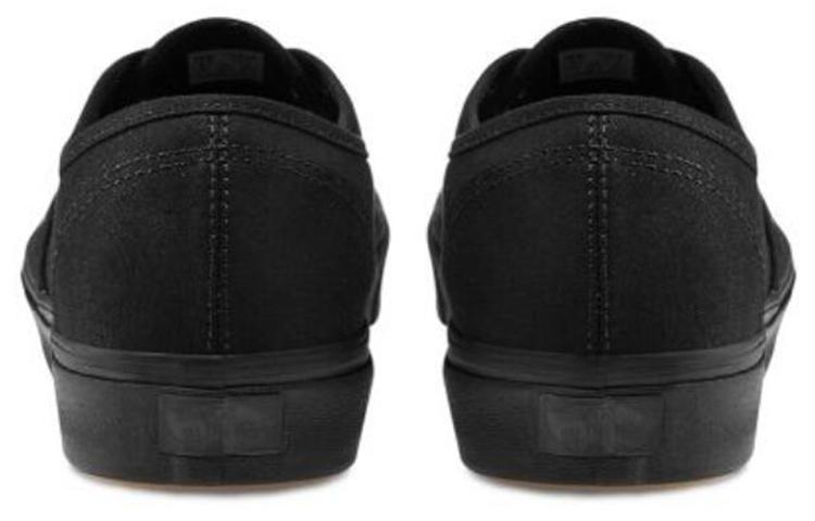 Auténticas Vans 'Classic Black' con ComfyCush VN0A3WM7VND