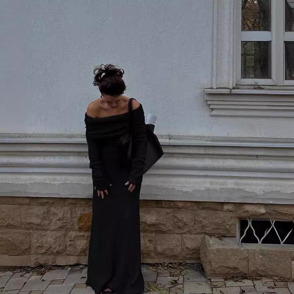 2024 High-End European & American One-Shoulder Sweater Dress - Women's Long, Waist-Hugging, Hip-Wrapping Style