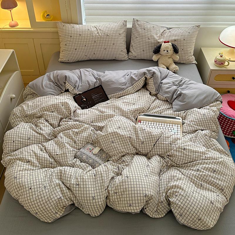 Double-Layer Gauze Cotton Printed Bedding Set - 3 or 4-Piece Options