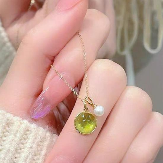 Elegant Peridot & Pearl Necklace Set for Women - Versatile Pendant & Clavicle Chain with Bracelet