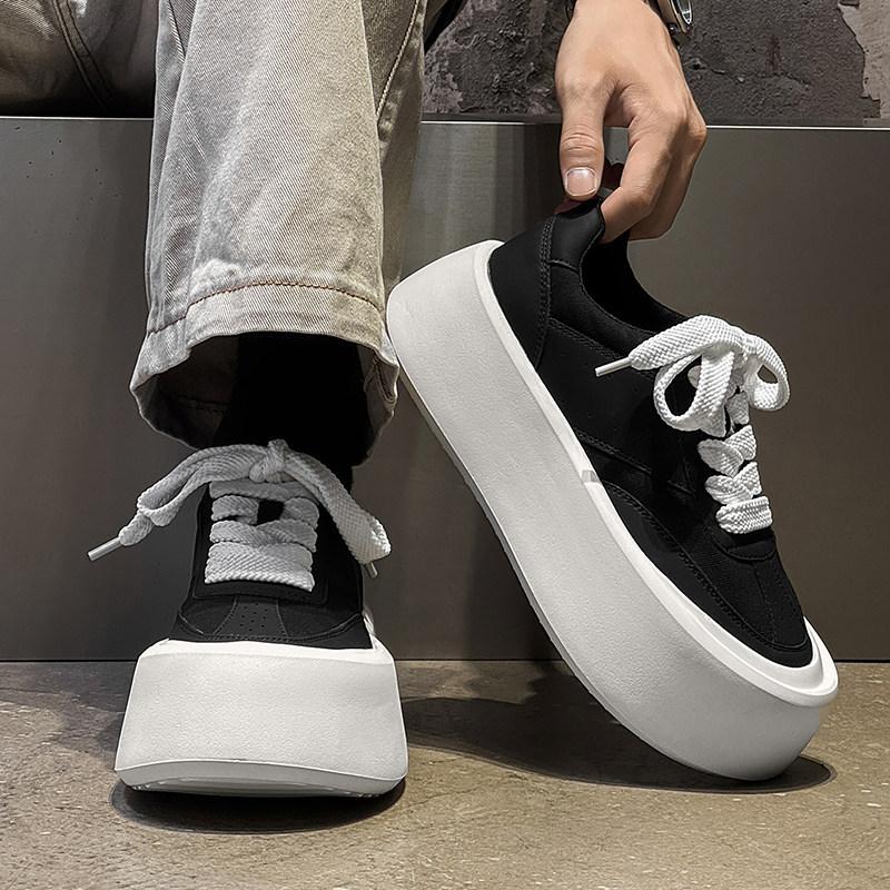 Black And White Board Shoes Versatile Muffin Shoes Big Head Biscuit Shoes Thick Sole Super Fire Simple Men Breathable White Shoes Increase Height