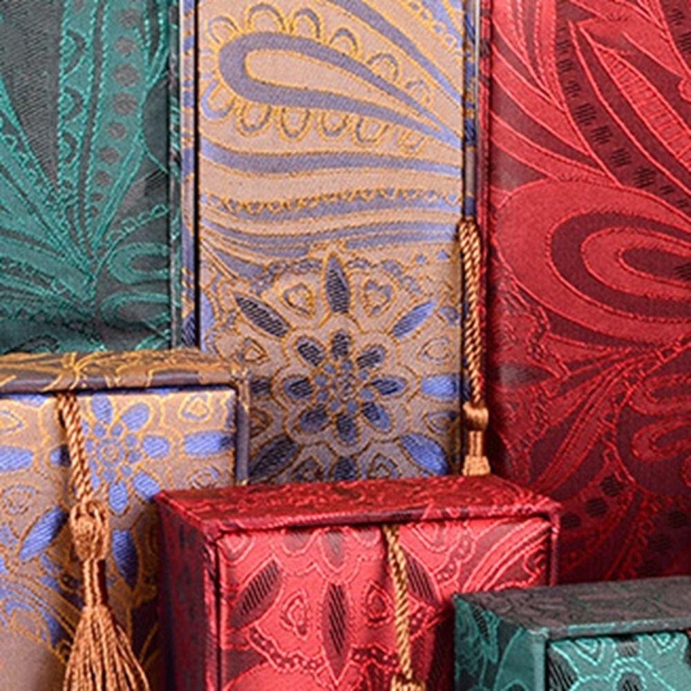 Portable Linen Tassel Jewelry Box Chinese Style Rectangular Jewelry Packaging Box with Fringe Bracelet Storage Box Pendant