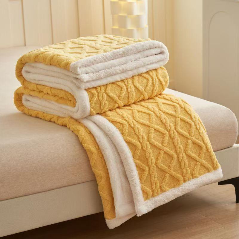 Super Měkká Královská Deka Hořčicově Žlutá Prémiová Hedvábně Hladká Flanelová Fleece 3D Oblaka Stylový Žakár Lehká Postelová Deka Pro Celoroční Použití