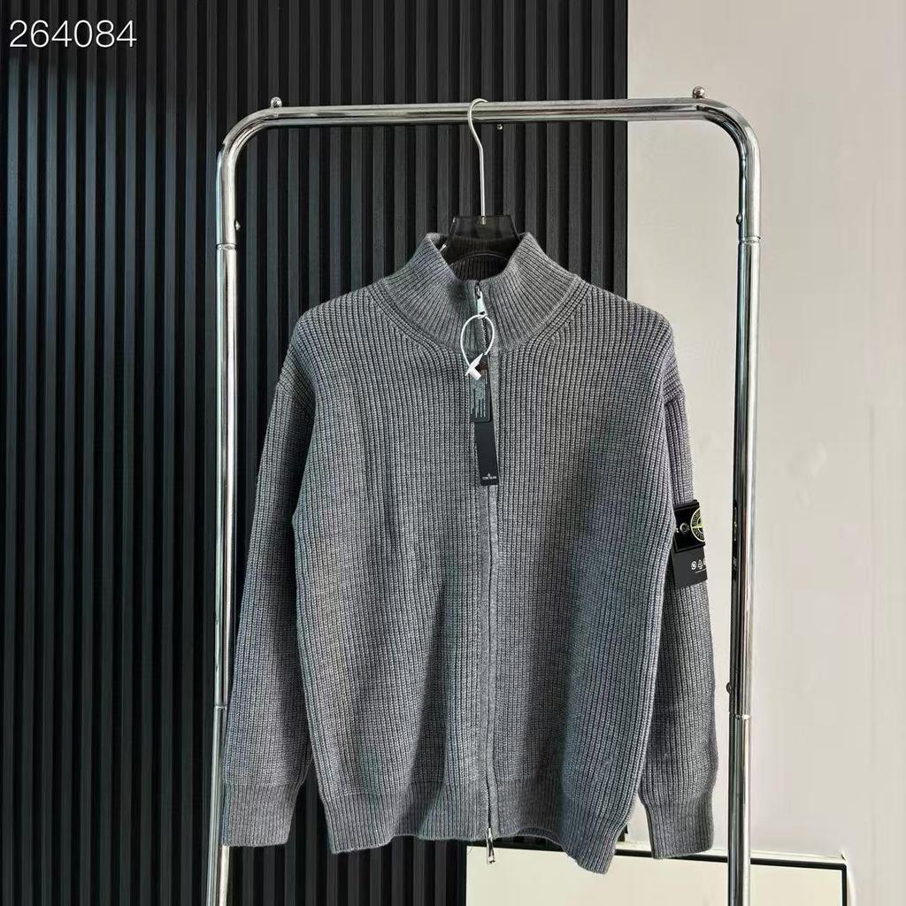 STONESLAND Unisex Stand Collar Zippered Sweater