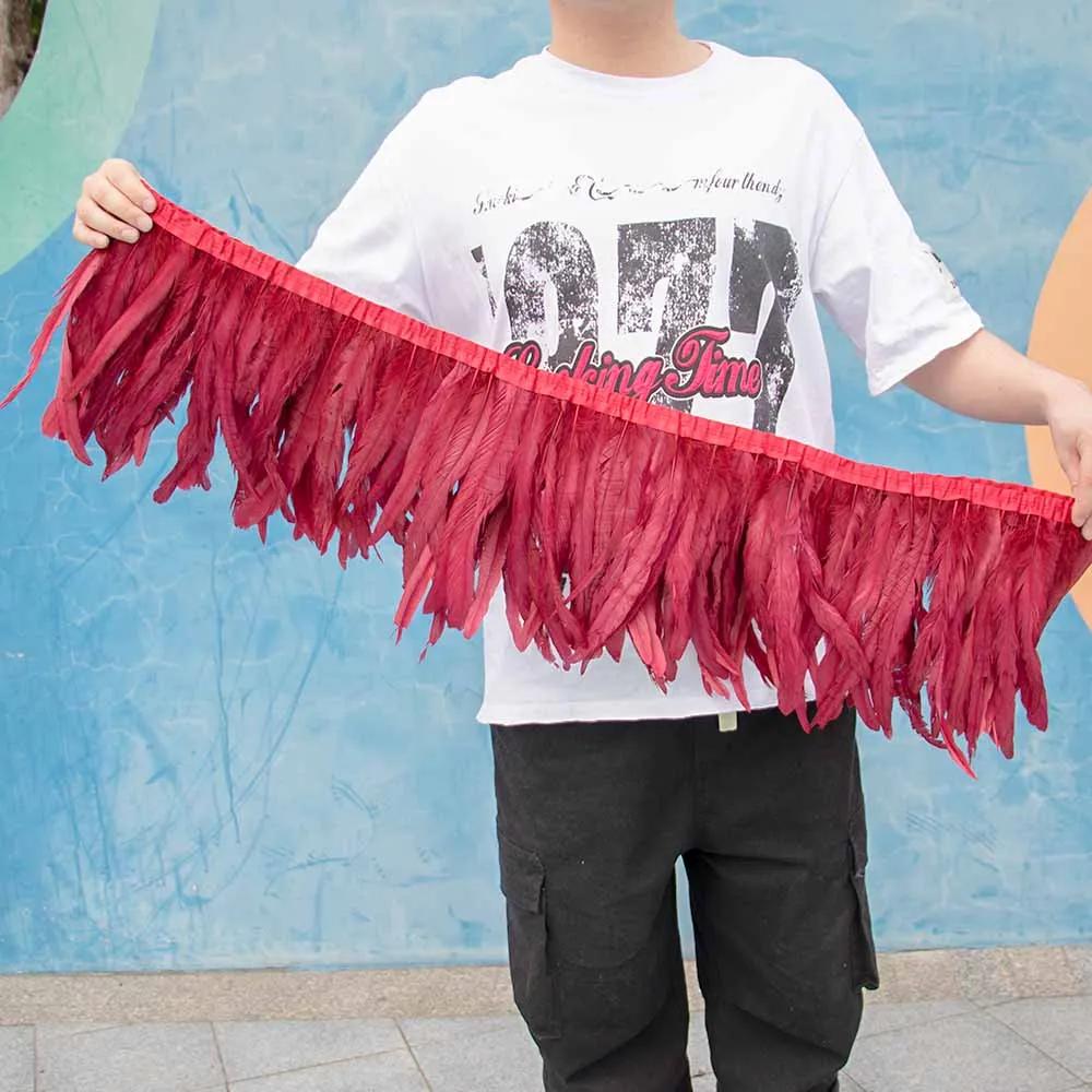 1M Barevné kohoutí ocasní pera Ozdoby DIY Řemesla Karneval Šití Kostým Dekorace Kuřecí Peří Svatba Dámské Šaty 25-30cm
