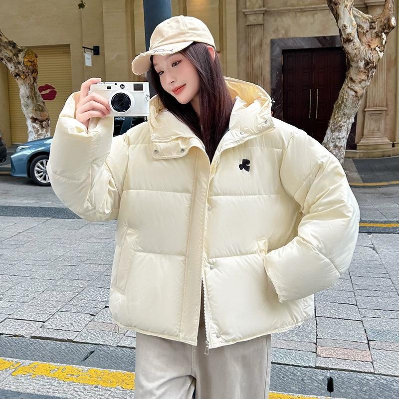 Loose Hooded Bread Jacket Women Parkas 2025 New Thicke Warm Down Cotton Padded Short Jacket Female Outerwear Winter Coat
