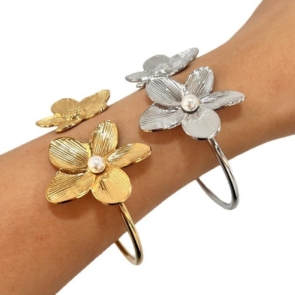 Fashion Flower Cuff Bracelet Metal Open Arm Bangle Elegant Vintage Elegant Bangles  Gift