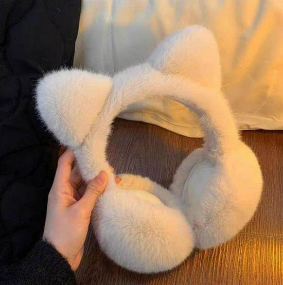 Women's Cute Cat Ear Plush Earmuffs - Warm & Windproof Ear Covers for Winter Cycling