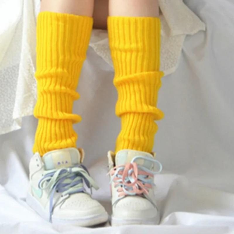 

Яркие цвета, милые гетры для девочек, новые корейские вязаные чехлы для ног, женские однотонные осенне-зимние стильные эластичные длинные носки-трубки one size жёлтый