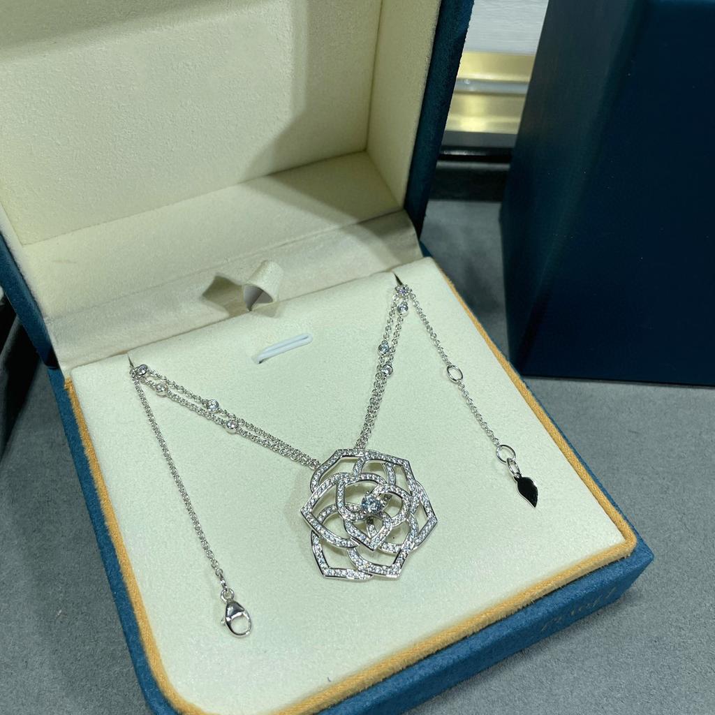 New Vintage Hot Brand Women's Necklace Luxury Jewelry For Women Designer Pendant Pure 925 Sterling Silver Party Rose Necklaces