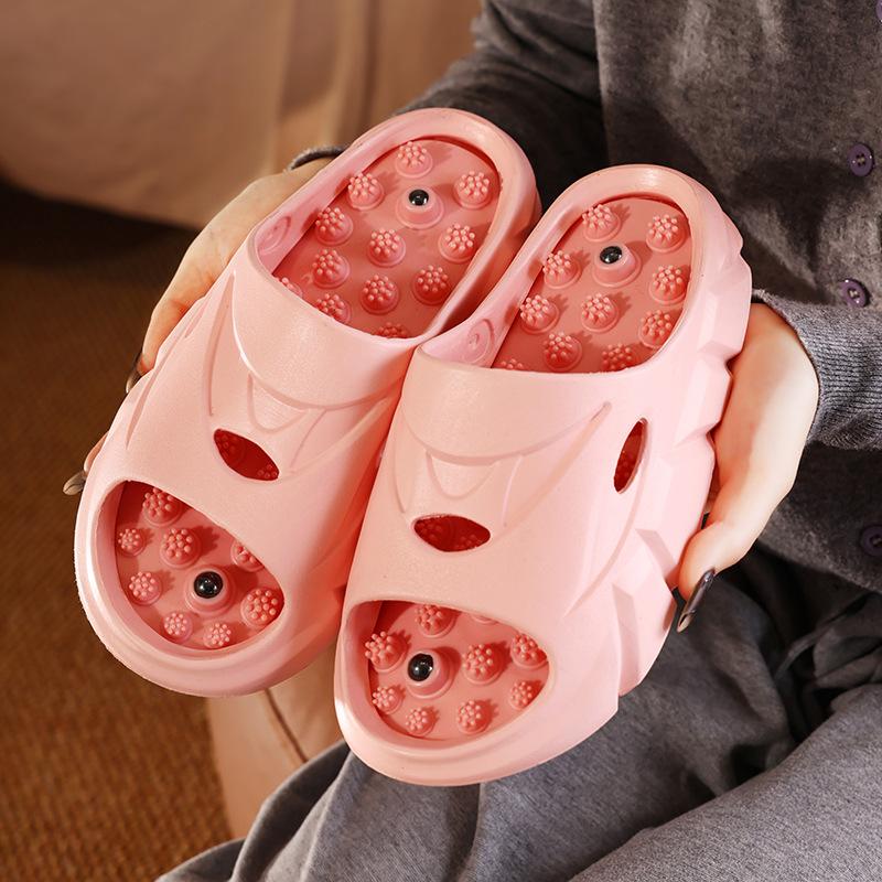 New women's massage shoes, soles acupoints raised slippers, fingerboard cool slippers