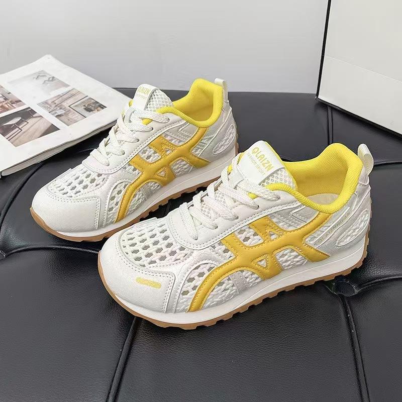 Popular Carving Hole German Training Shoes Women's 2025 New Summer Mesh Shoes Women's Mesh Breathable Forrest Gump Casual Sports Running Shoes