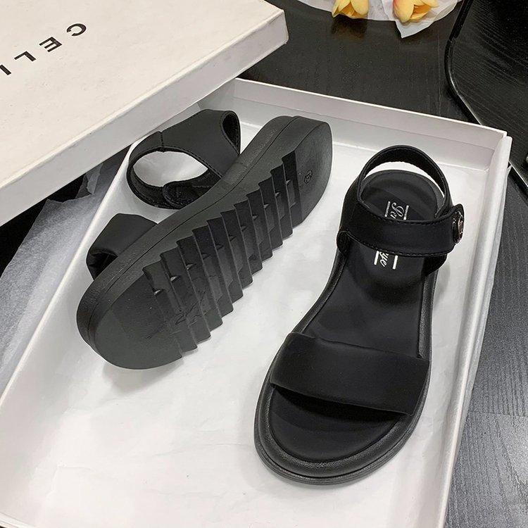 

2025 новые летние сандалии женские дышащие и легкие сандалии с одной пряжкой, однотонные, простые женские повседневные спортивные сандалии 35 чёрный