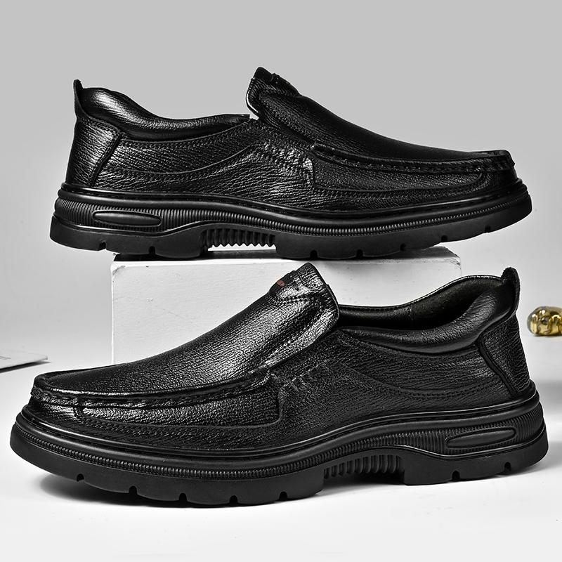 Handmade Leather Men Casual Shoes Soft Sole Comfortable Loafers for Men Fashionable Slip-on Driving Shoes Non-slip Business Shoe
