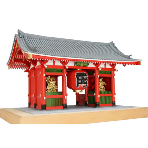 Woody Joe 1/50 Kaminarimon Painted Wooden Model Assembly Kit