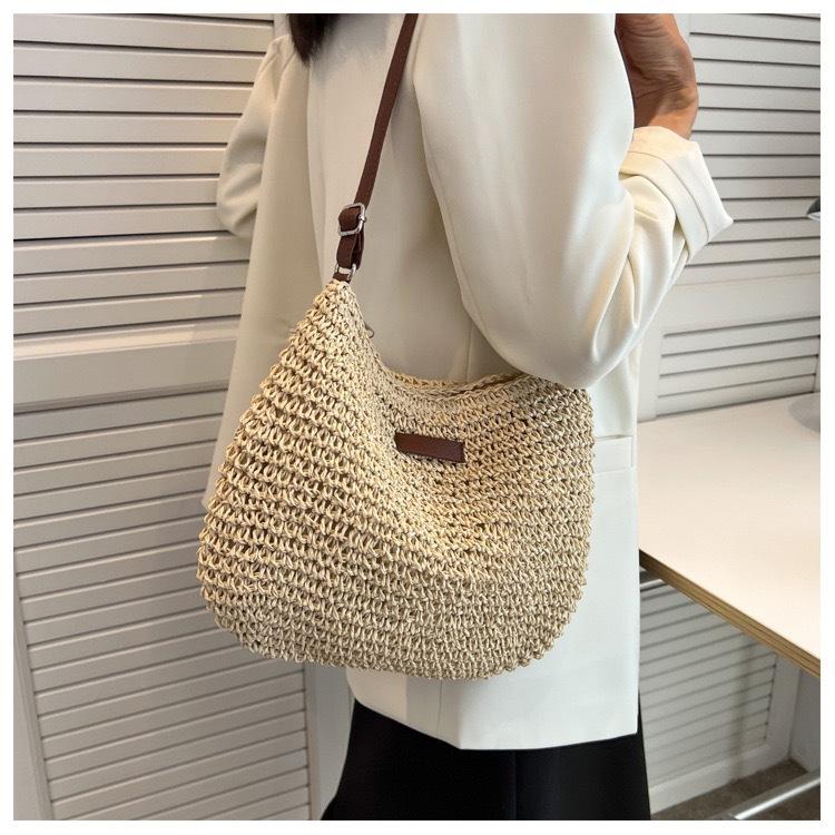 New Versatile Straw Bag Women s Shoulder Bag Travel Handwoven Bag Beach Bag Commuter Messenger Bag Women s Bag Zipper