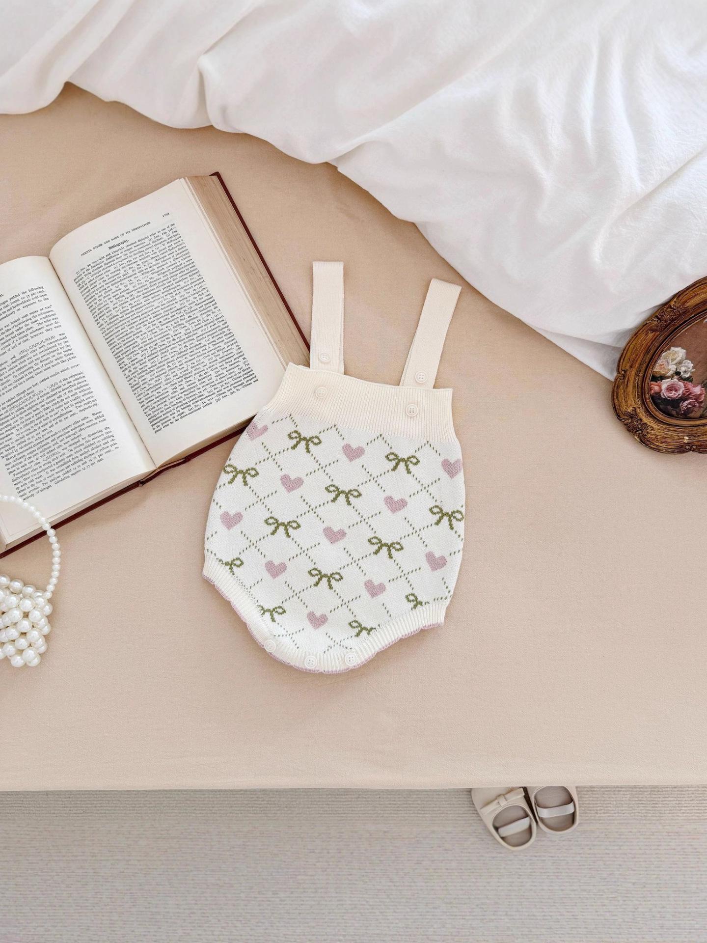 

Вязаный ромпер и куртка с сердечком и бантиком для маленьких девочек - Идеально для весны и осени, празднования полной луны и 100 дней. 100 cm