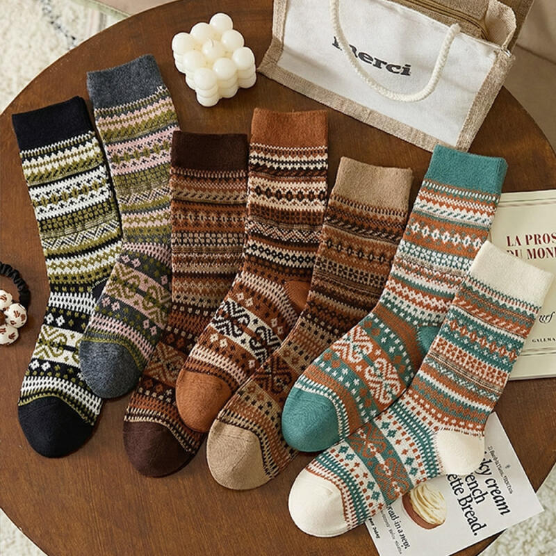 7-piece set of Lorne winter pattern knit women s long socks R290 7-piece set