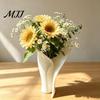 Minimalist Flower Holder 3D Printed Leaf Shaped Vase, Decorative Vase for Flowers Arrangement, Modern Tabletop Home Living Room Decor Table