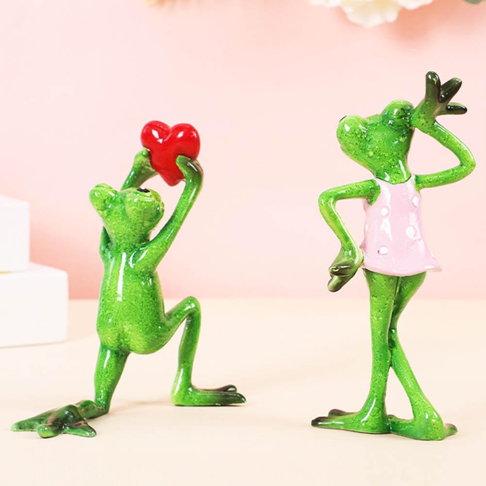 Creative Resin Frog Decoration Creative Decor Home Decoration Whimsical Accent Piece Environmental-Friendly Resin