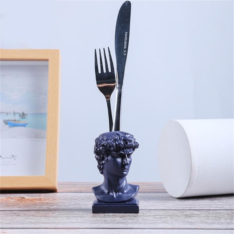 Sculpture Toothpick Holder Charming Desk Decorations Resin Ornament Pencil Holder Suitable for Restaurants and Homes