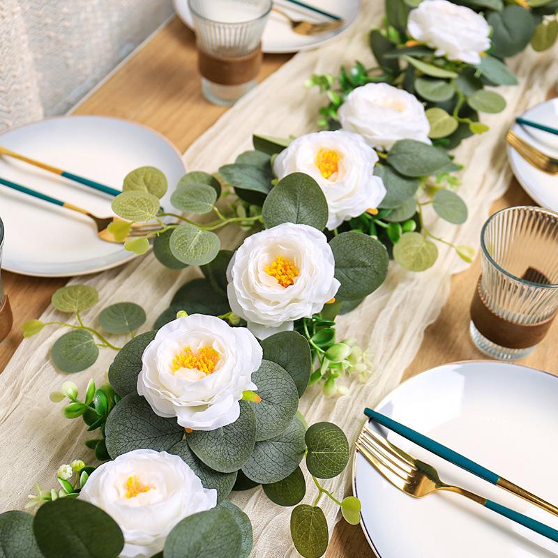 

1 шт. с белыми цветами эвкалиптовыми листьями виноградная лоза свадебный стол декор розы зелень гирлянда