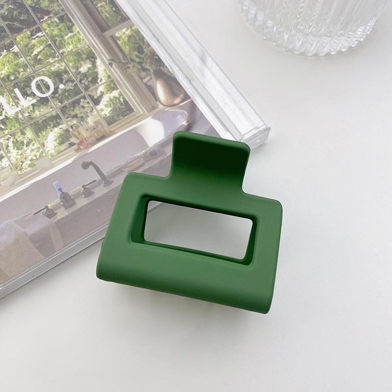 

Trendy Resin Candy Color Square Hair Claw Clip Beautiful Handcrafted Hair Accessory For Women Green Square Clip