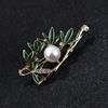 Fashion Literary Coloured Enamel Elegant Bamboo Bamboo Leaf Pearl Alloy Brooch Shawl Buckle Accessories Perfect Gift for Couples
