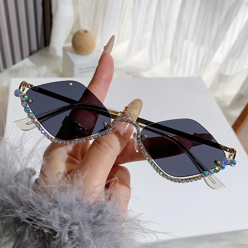 New Rhinestone Half Frame Sunglasses Exaggerated Color Diamond Glasses Sunglasses Women 90306-1