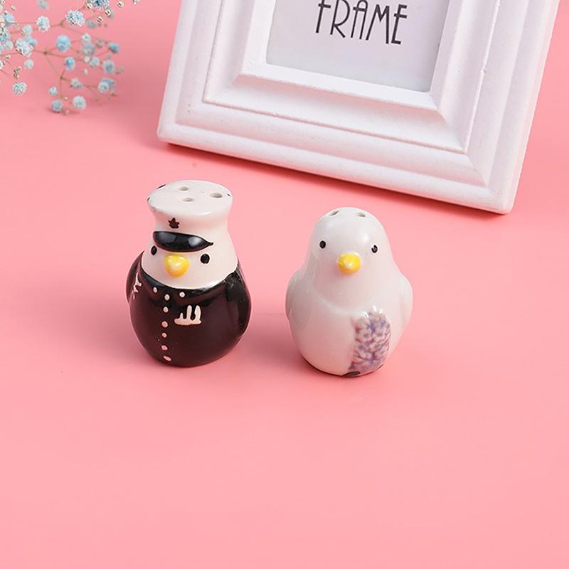 2Pcs Ceramic Penguin Salt And Pepper Shaker Cartoon Spice Container Wedding Party Favor Tabletop Animal Decoration Spice Jar