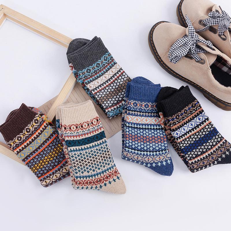 5 Pairs of Women's Autumn and Winter New Thickened Warm Ethnic Style Rabbit Wool Mid Calf Socks