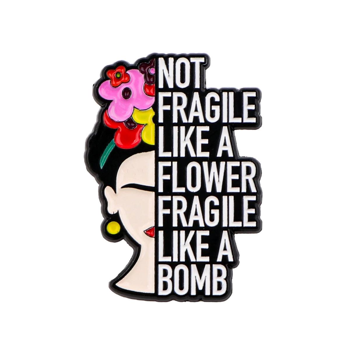 Creative English Letter Brooch NOT FRAGILE LIKEA FLOWER FRAGILE LIKEA BOMB Badge Trendy Versatile Clothing Bag Brooch белый