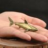 Brass Shark Small Ornament Animal Metal Figurine Tea Pet Desktop Office Desk Decoration Collection of Crafts Home Decor