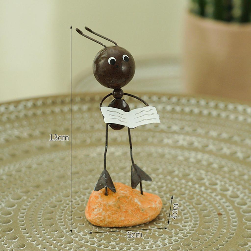 Creative Cartoon Ant Figurine Ornament Sculpture Crafts Model Home Bedroom Living Room Office Desktop Decoratio