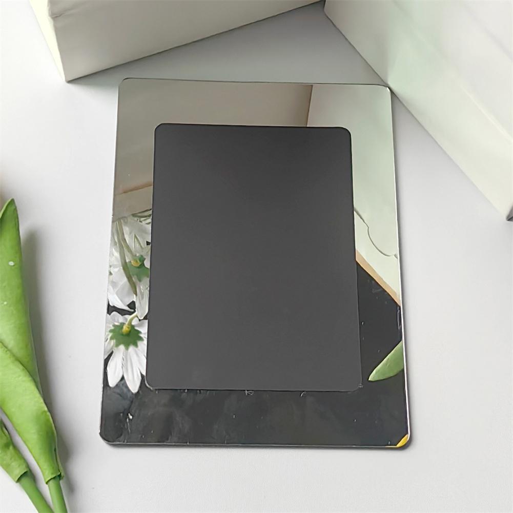 Прямоугольное магнитное зеркало 5x7 дюймов Зеркало для шкафчика Ванной комнаты Скругленные углы Гладкие полированные края Универсальное и практичное China Mainland