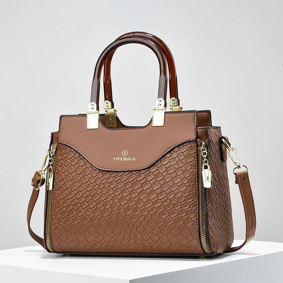 Die neue Mode Herbst und Winter Damenmode Atmosphäre Textur Schlicht Alles Einzelne Schulter Umhängetasche . brown