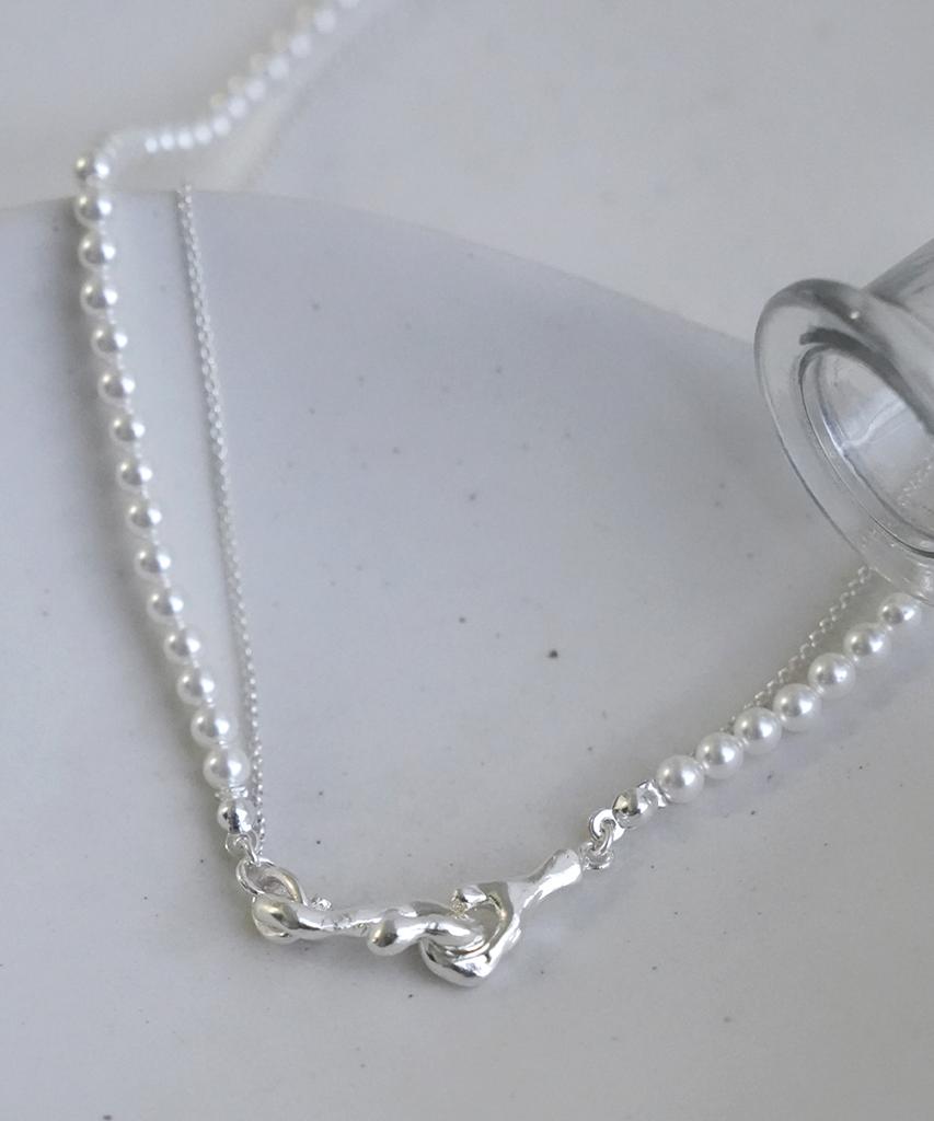 Reindeer Gentle Stone Necklace 04
