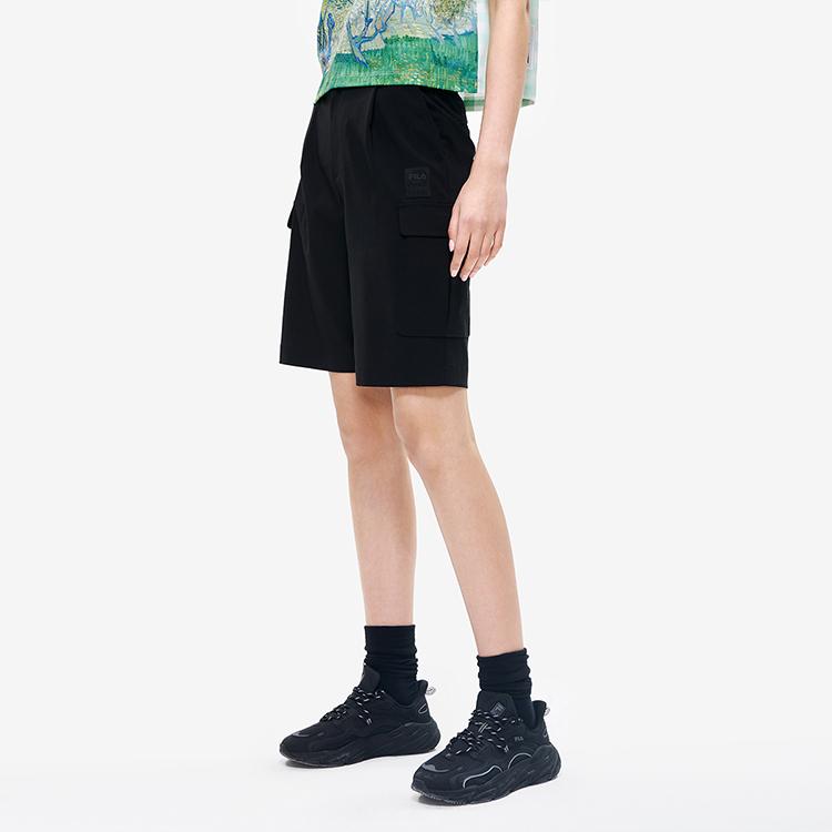 FILA X Van Gogh Museum Collaboration Van Gogh Collection Multi-Pocket Solid Color Sports Casual Breathable Woven Five-Point Shorts F11W228802F-BK