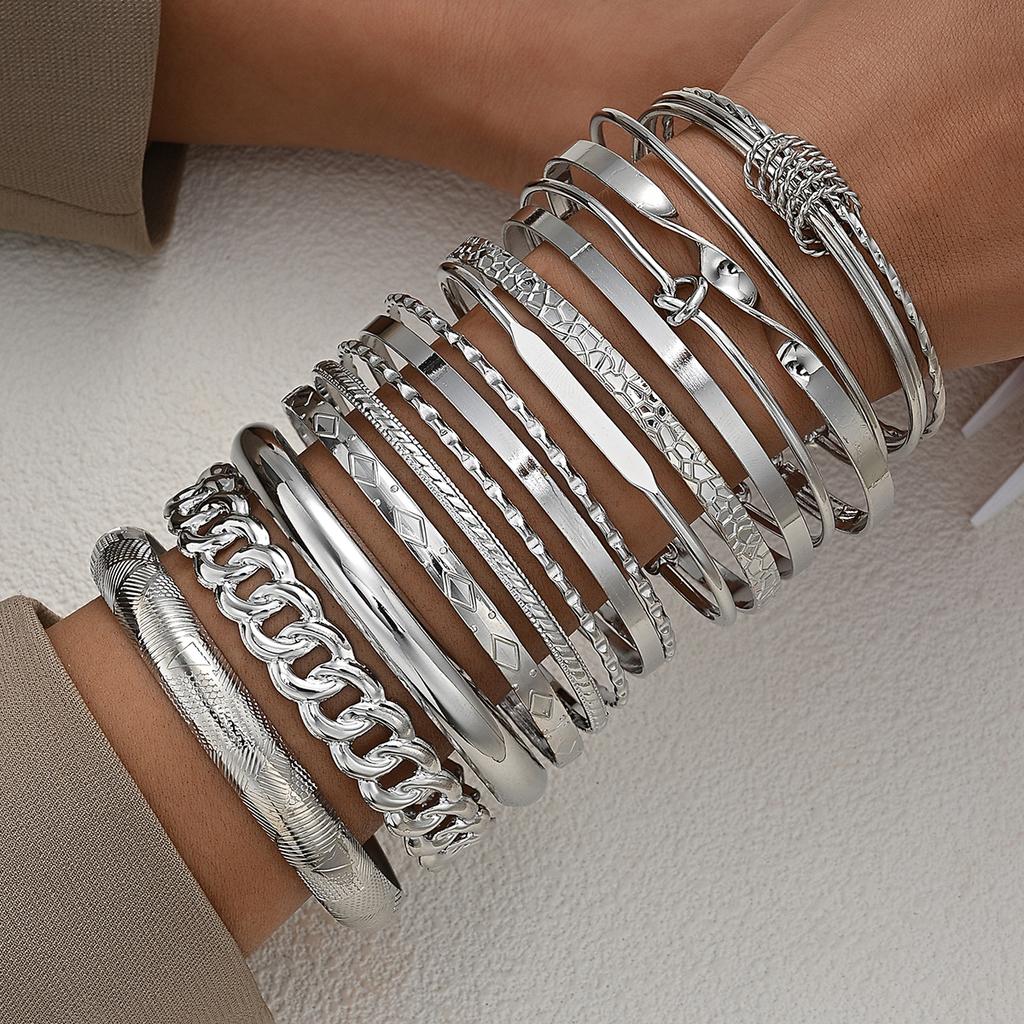 15 Stück/Set Punk Einfache Mehrschichtige Armbänder für Damen Elegant Zart Gedreht Funkelnd Verstellbare Armreifen Schmuck Paar Geschenke