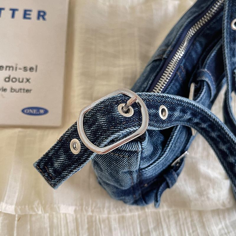 Y2K Washed Denim Shoulder Bag with Buckle Detail Zipper Closure Casual Underarm Purse for Daily Use