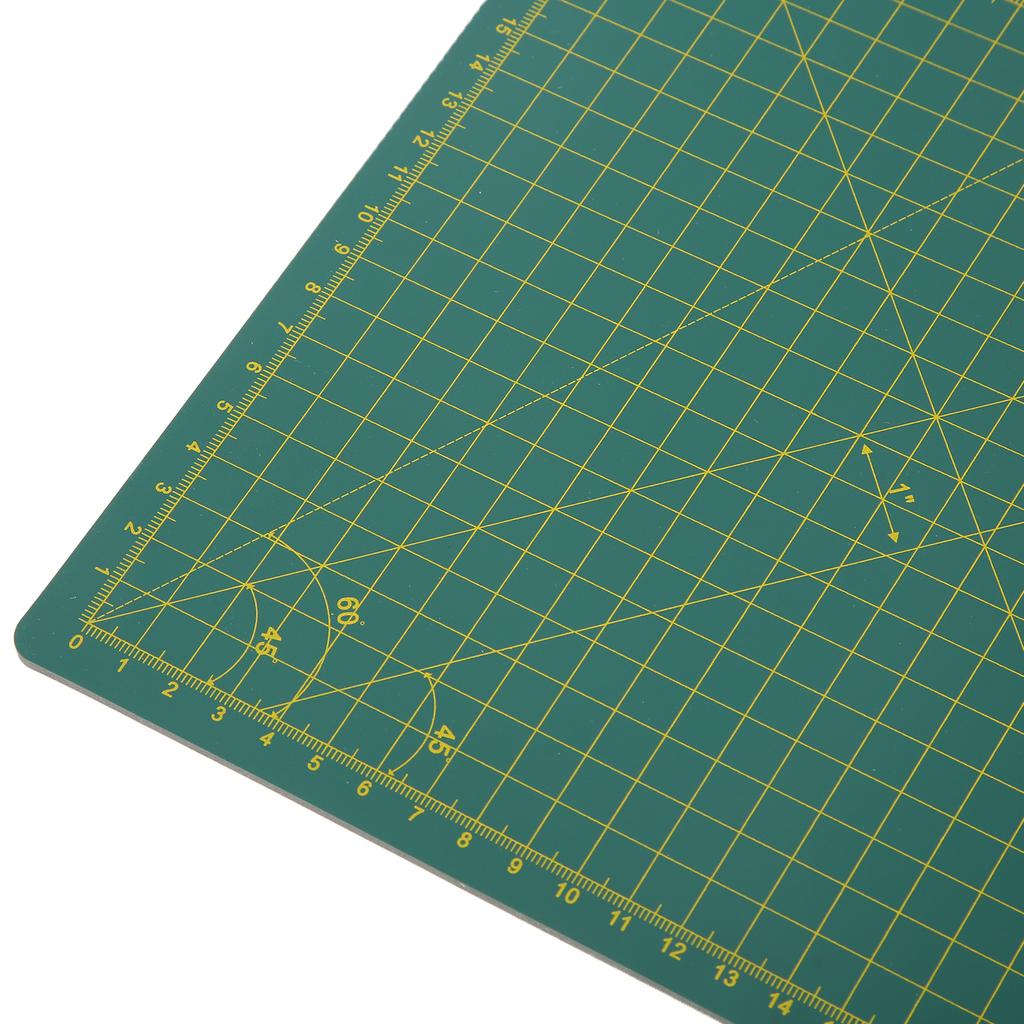 2Pcs A4 Cutting Mat 30x22cm PVC Material High Durability Self Healing Sewing Mat for Scrapbooking Quilting
