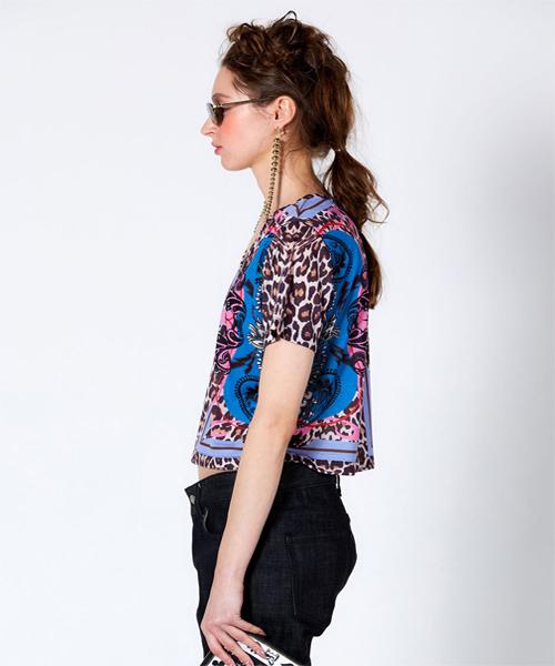 GREEDILOUS Leopard V-Neck T-Shirt