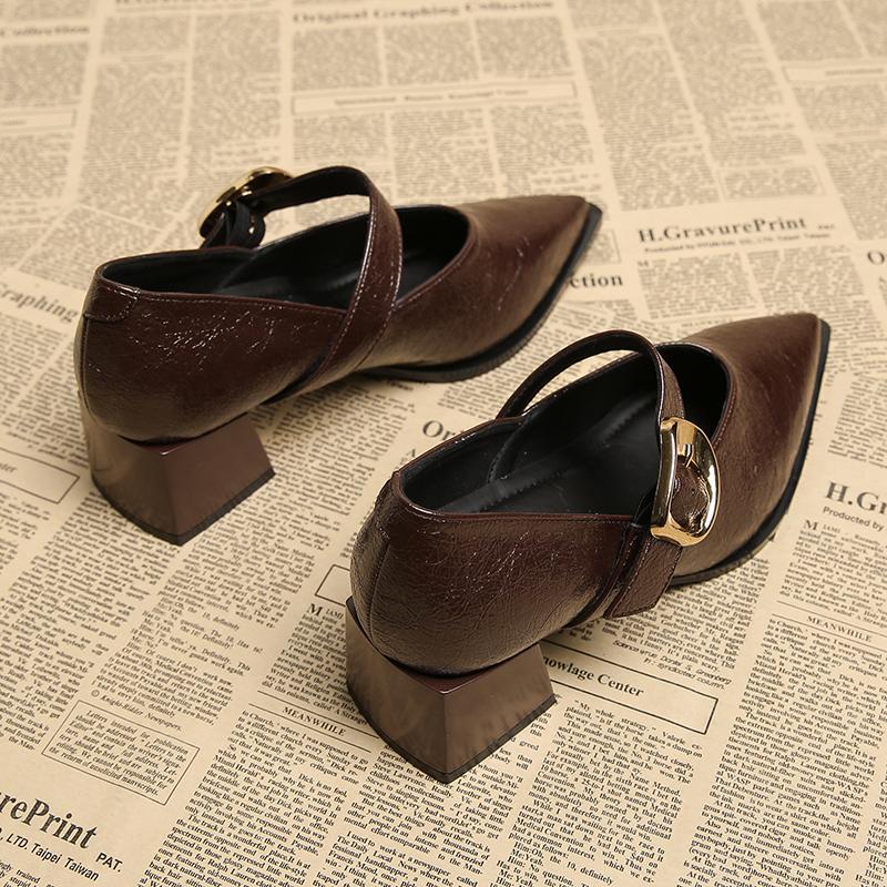 83656-2 women's shoes 2025 spring and summer new shallow mouth leather shoes pointed Mary Jane high heel retro single shoes