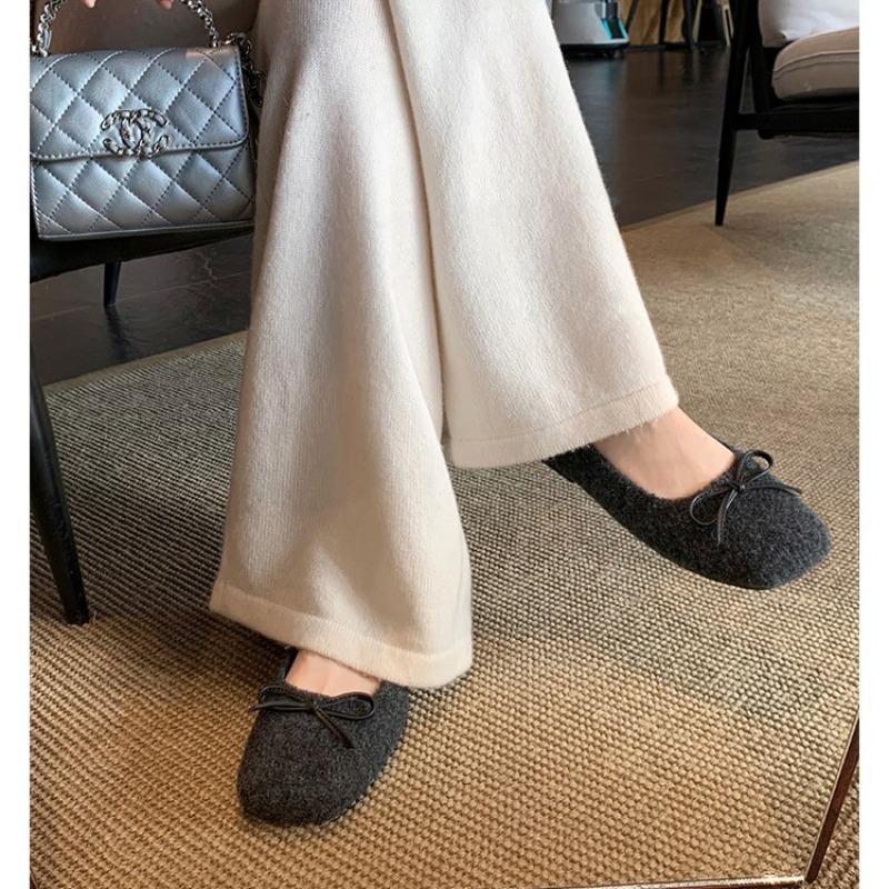 ~ Versatile Autumn and Winter Bow Woolen Plush Warm Shallow Mouth Ballet Single Shoes Women
