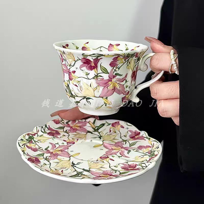 Hochwertiges Retro Französisches Keramiktasse Lilienölmalerei Kaffeetasse Untertasse Set Nachmittagstee Latte Tasse
