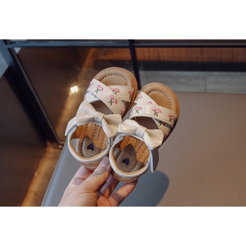 Fashion Embroidered Soft Sole Princess Sandals For Kids Girls Summer Beach Shoes
