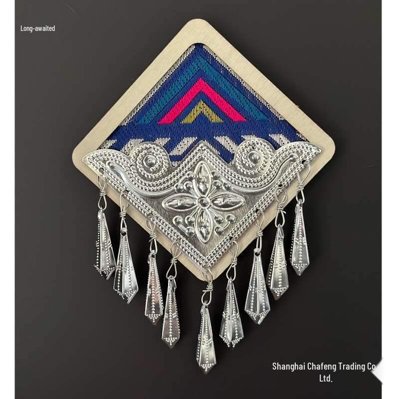 

Handmade Zhuang Brocade Ethnic Refrigerator Magnet - March 3rd Souvenir Brocade Fan Shape