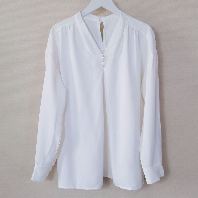 Export Export Original Order Leftover Stock V Neck Pearl Buckle Pullover Long Sleeves Shirt Women's Chiffon Professional Commute Bottoming Shirt