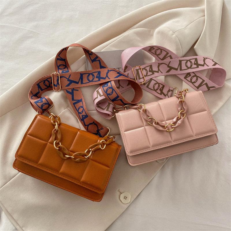2025 Summer New Fashion Shoulder Bag Rhombus Embroidery Thread Design Simple Texture Small Square Bag Oblique Span Women's Bag Wholesale