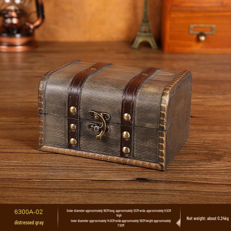 Vintage Wooden Treasure Box with Lock for Desktop Storage and Props